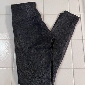 LULULEMON Black Shimmer Leggings Sz 1 
No tags: I can’t confirm but by fit